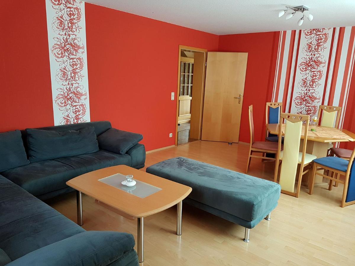 Monteurwohnungen Goeb - Nicht Fuer Urlaubsgaeste Geisa Esterno foto